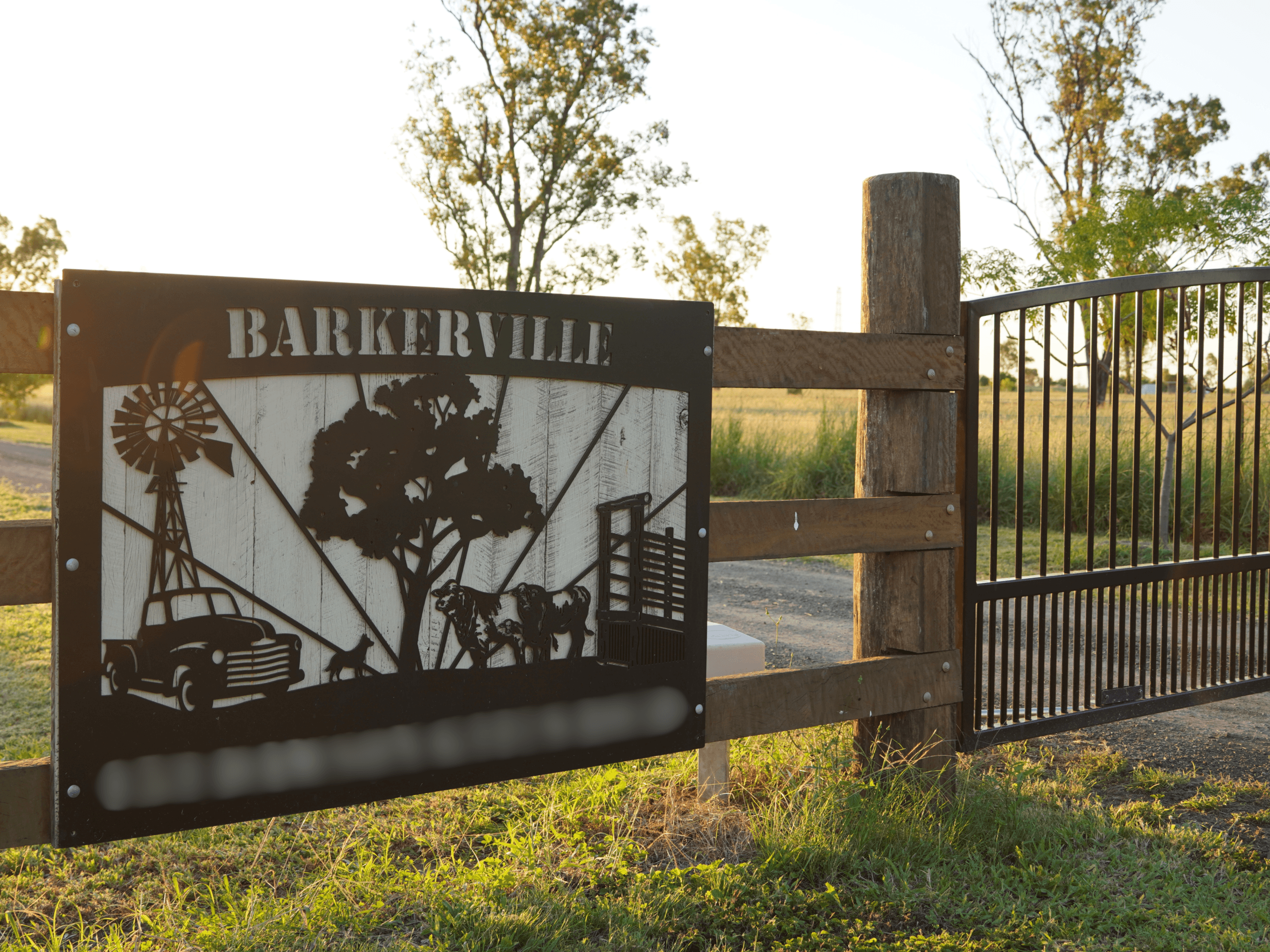 Custom steel property entrance sign QLD Custom steel property entrance sign QLD
