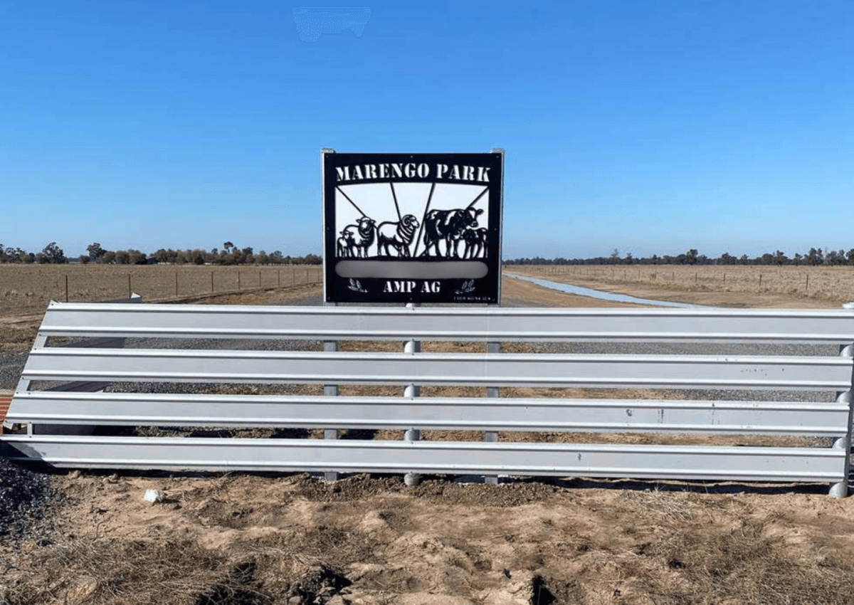 Farm sign australia